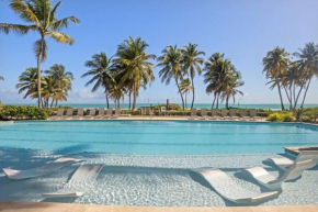 Stunning Oceanfront Villa - 8190